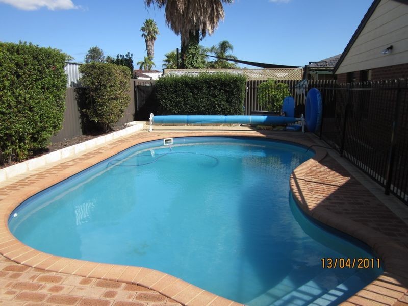 9 Shea Grove, Leeming WA 6149