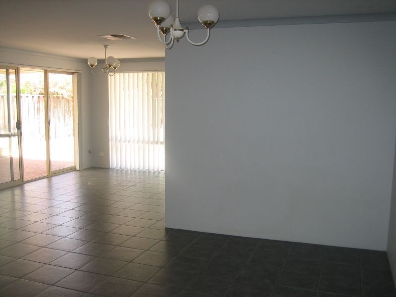 6 Steppe Court, Canning Vale WA 6155