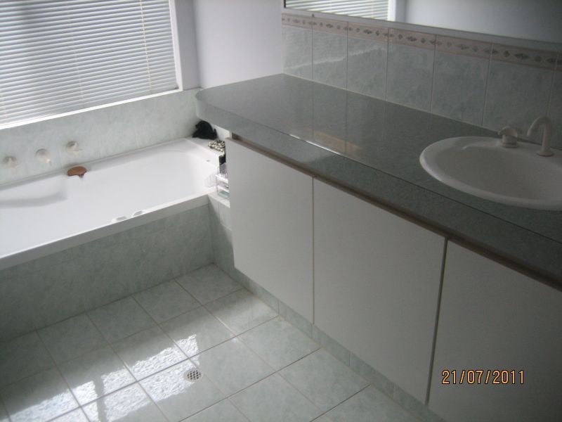 4 Marie Court, Atwell WA 6164