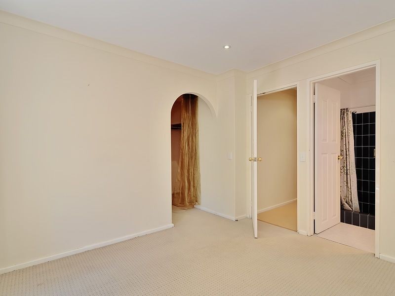 6 Benzie Way, Parkwood WA 6147