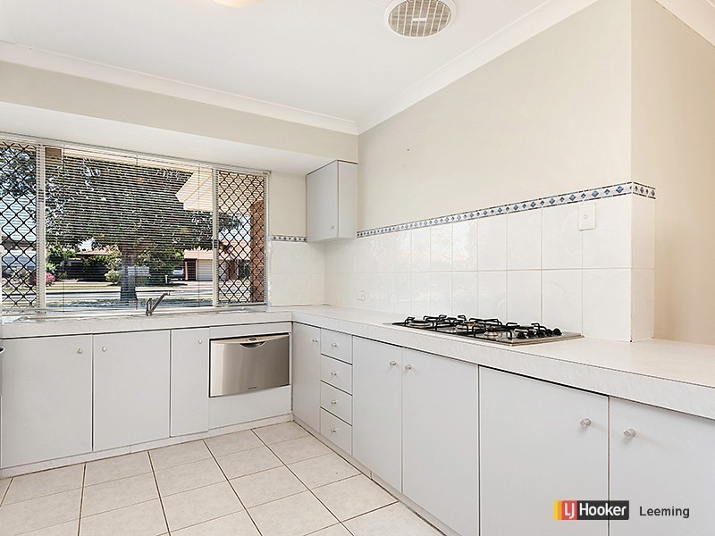 46 Hartfield Crescent, Leeming WA 6149