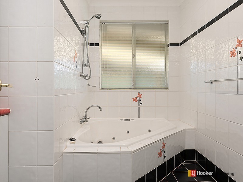 46 Hartfield Crescent, Leeming WA 6149