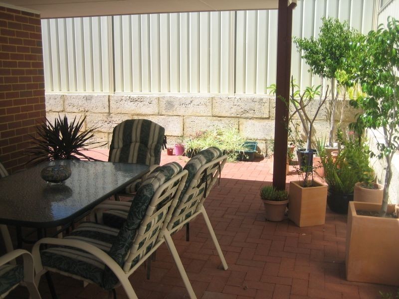 27a Leicester Crescent, Canning Vale WA 6155