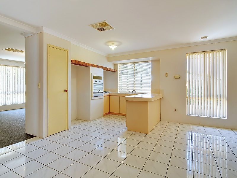 11 Conigrave Road, Yangebup WA 6164