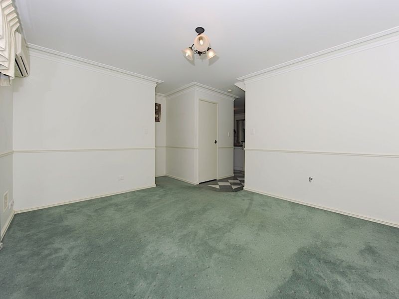 8/16 Ritz Court, Bibra Lake WA 6163