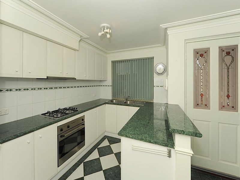 8/16 Ritz Court, Bibra Lake WA 6163