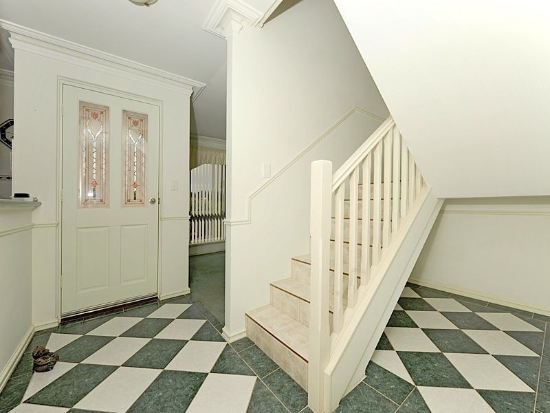 8/16 Ritz Court, Bibra Lake WA 6163