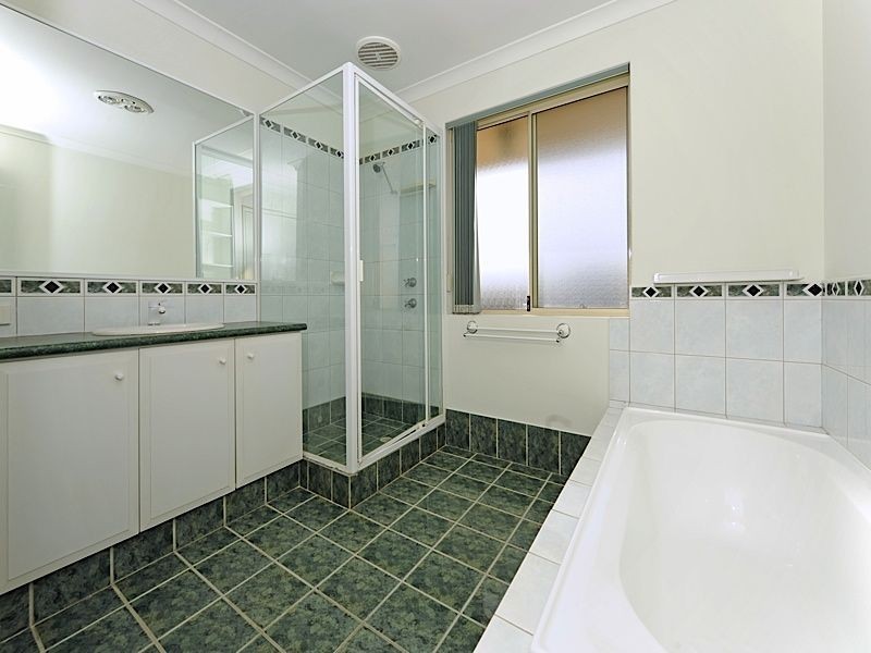 8/16 Ritz Court, Bibra Lake WA 6163