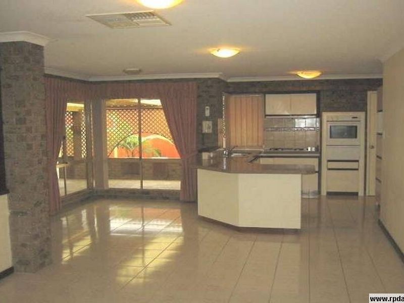 23 Beckley Circle, Leeming WA 6149