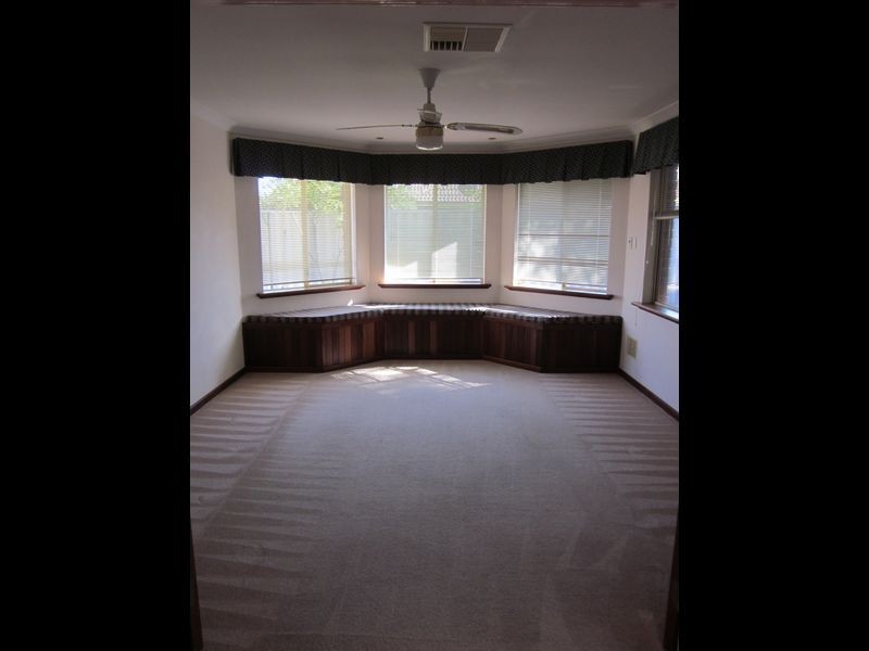 12 New Haven Place, Canning Vale WA 6155