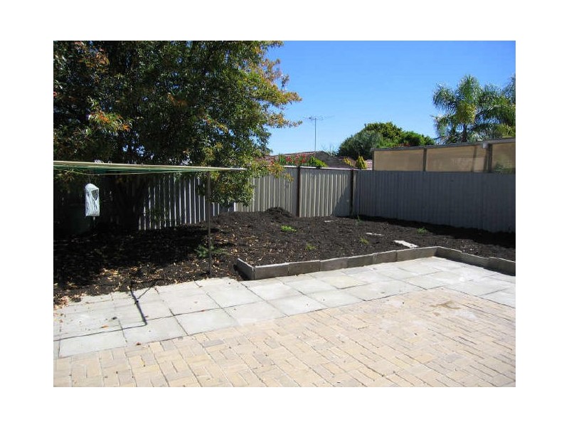 b/45 Collinson Way, Leeming WA 6149