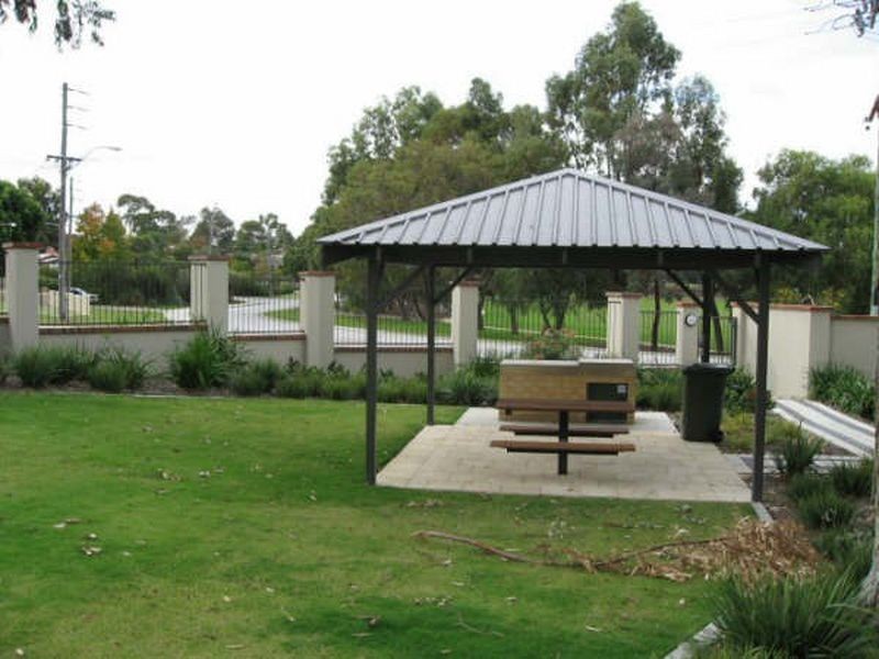 11/15 Rosalind Way, Coolbellup WA 6163