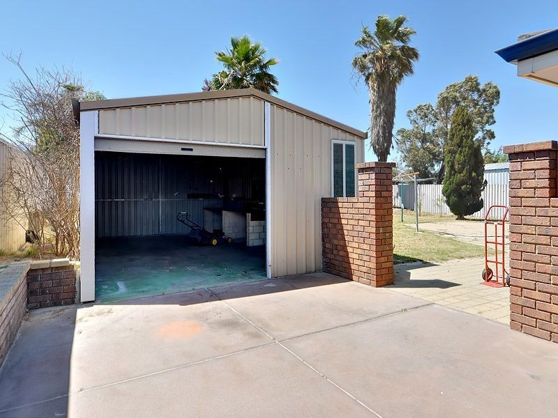 104 Southern River Road, Gosnells WA 6110