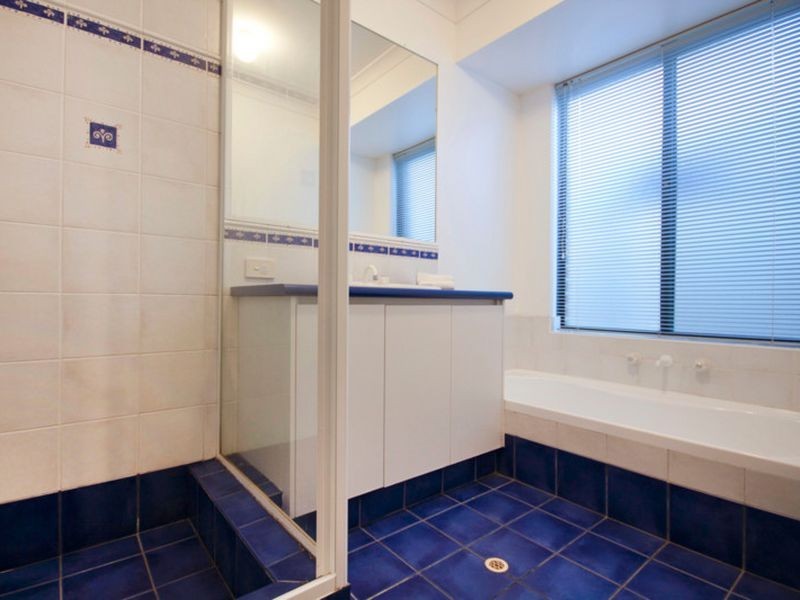 6 Kakadu Rest, Bertram WA 6167