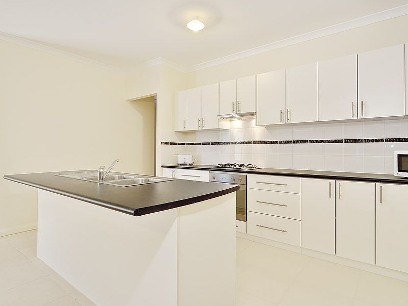 2 Wedgetail Crescent, Success WA 6164