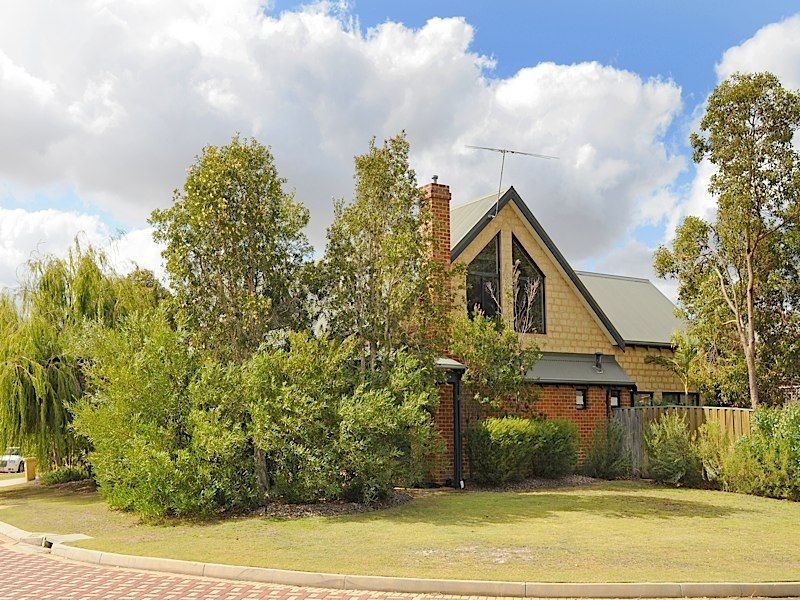 1 Ashridge Turn, Canning Vale WA 6155