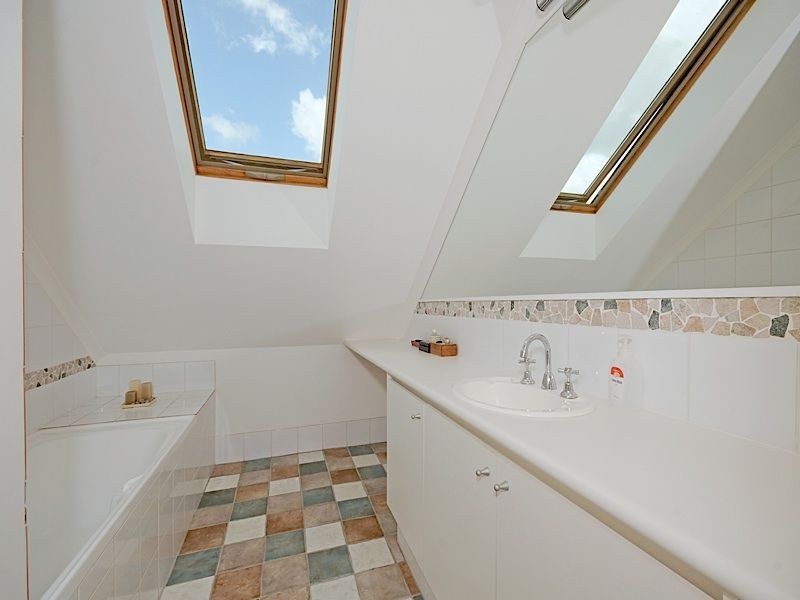 1 Ashridge Turn, Canning Vale WA 6155