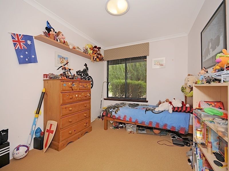 1 Ashridge Turn, Canning Vale WA 6155