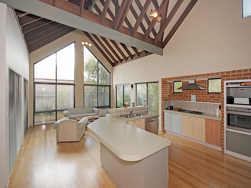 1 Ashridge Turn, Canning Vale WA 6155