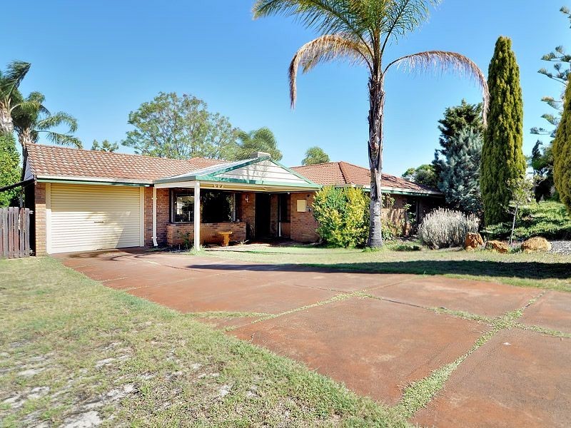 19 Anscombe Loop, Leeming WA 6149