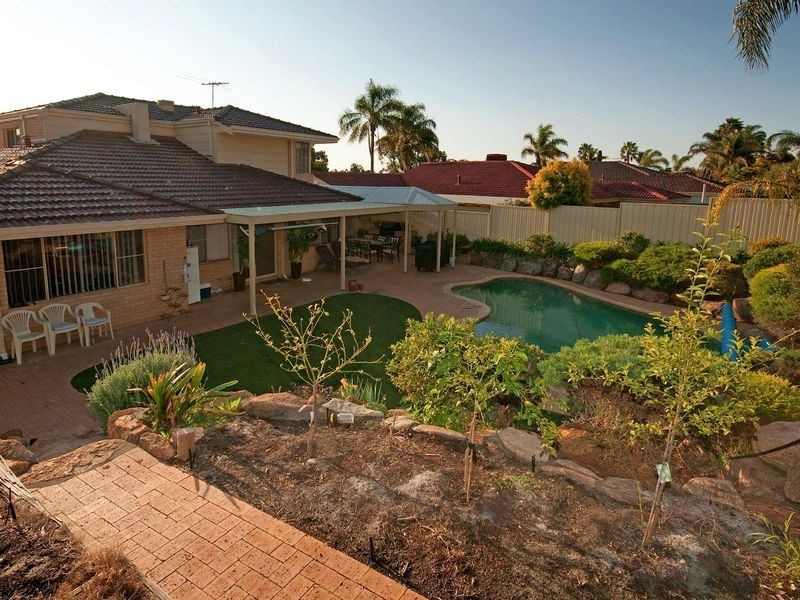 3 Olsen Court, Leeming WA 6149