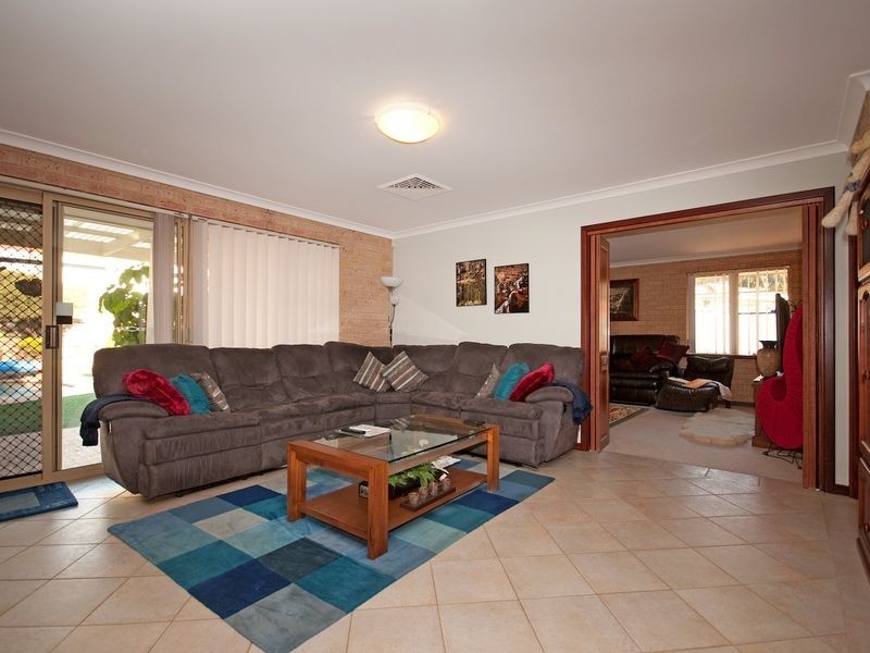 3 Olsen Court, Leeming WA 6149