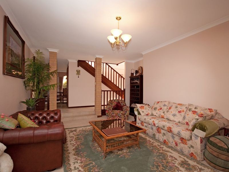 3 Olsen Court, Leeming WA 6149