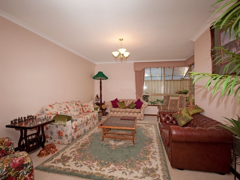 3 Olsen Court, Leeming WA 6149