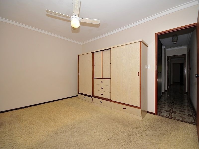 10 Findlay Road, Leeming WA 6149