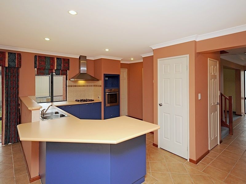 31 Westerway Terrace, North Lake WA 6163