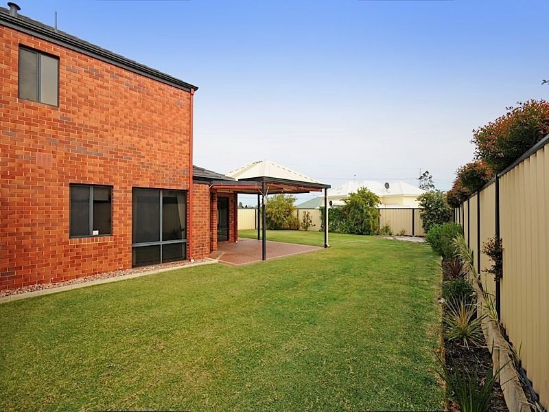 31 Westerway Terrace, North Lake WA 6163