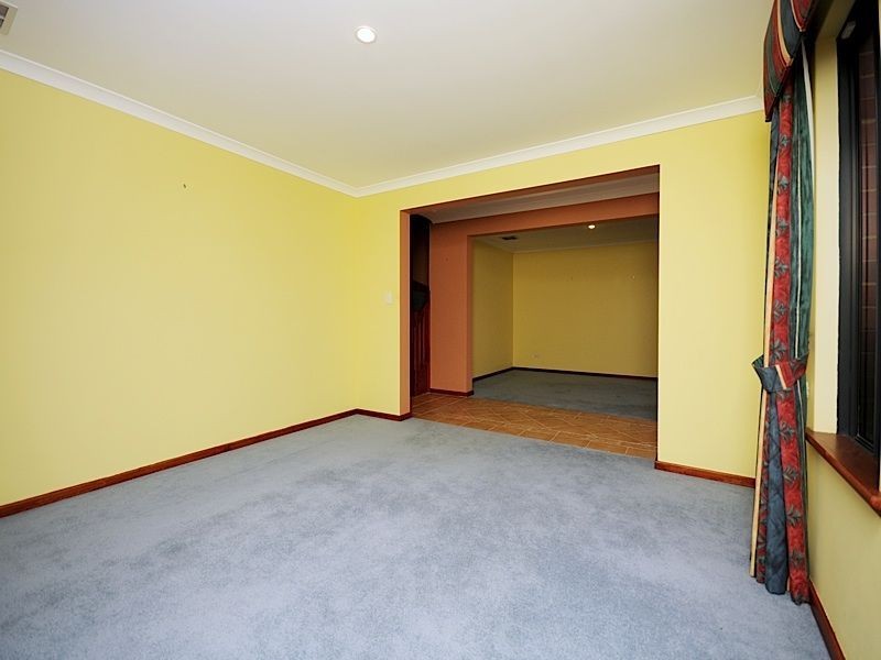 31 Westerway Terrace, North Lake WA 6163