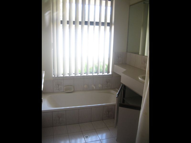 3 McKivett Crescent, Leeming WA 6149