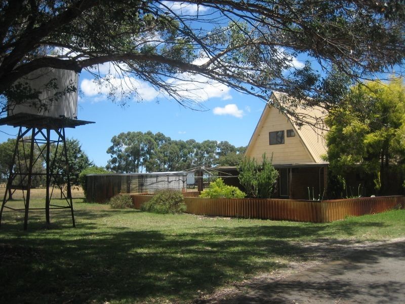 364 River Road, Hopeland WA 6125