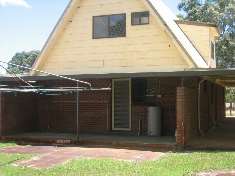 364 River Road, Hopeland WA 6125