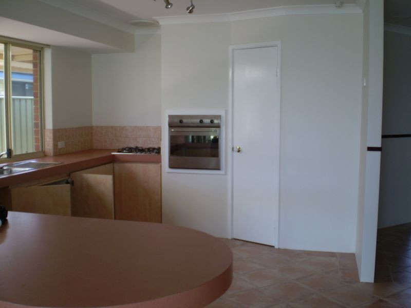 10 Quong Place, Atwell WA 6164