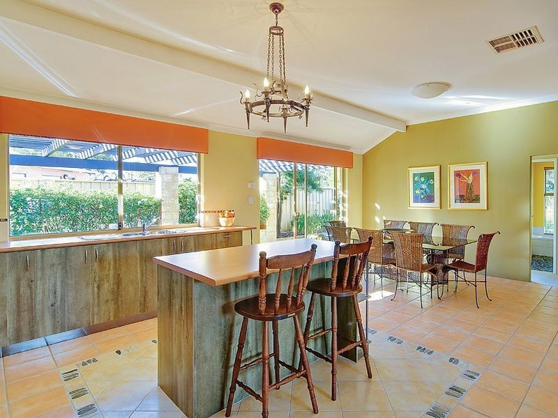 4/85-87 Leach Highway, Wilson WA 6107