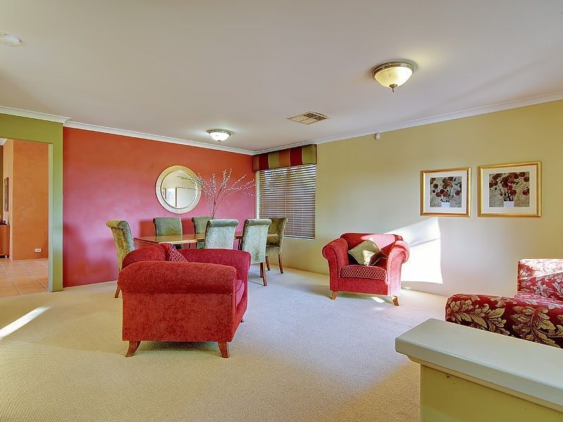 4/85-87 Leach Highway, Wilson WA 6107