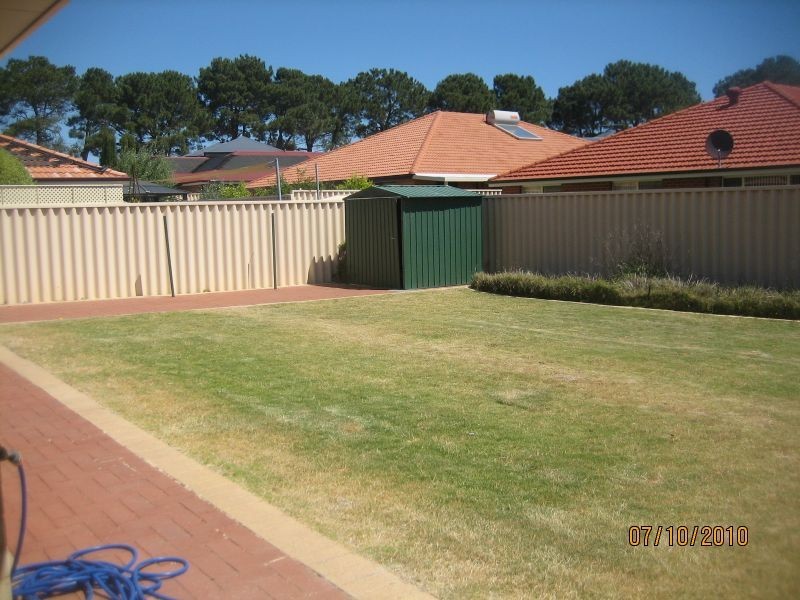 9 Windchime Terrace, Atwell WA 6164