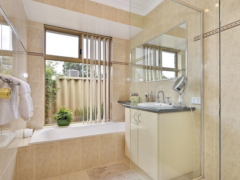 6 Liddell Heights, Leeming WA 6149