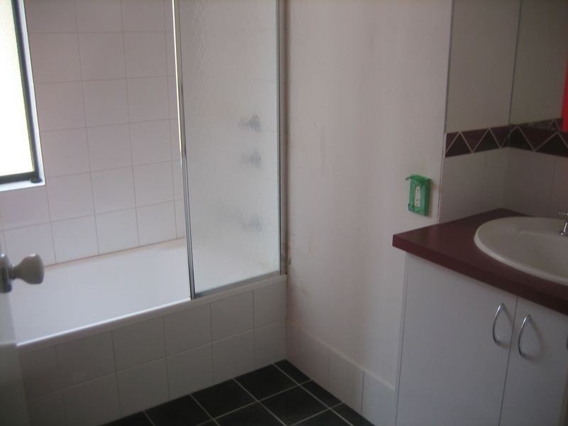 35 Bronzewing Street, Huntingdale WA 6110