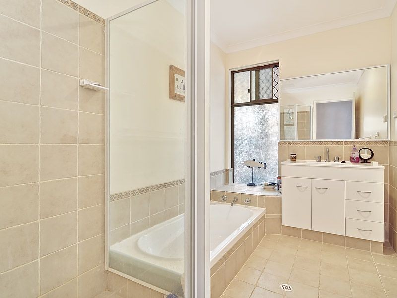 98 Apsley Road, Willetton WA 6155