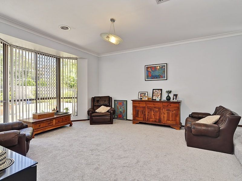 98 Apsley Road, Willetton WA 6155