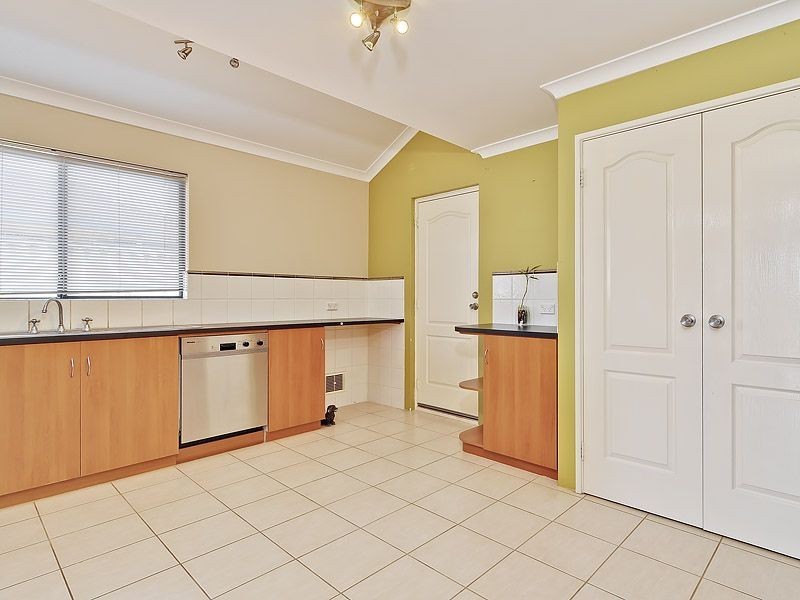 9 Beesley Court, Success WA 6164