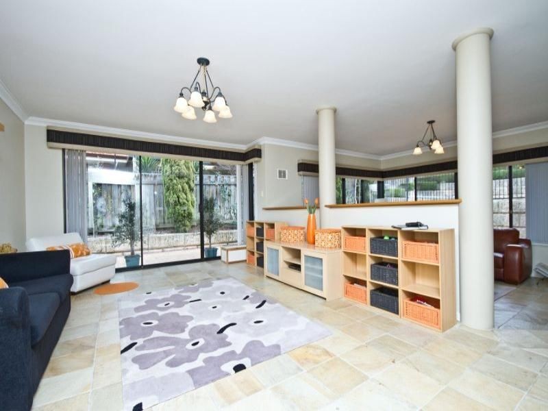 3 Glen Iris Drive, Jandakot WA 6164