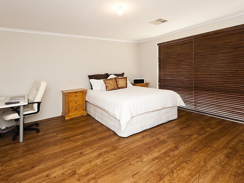 25 The Bridgeway, Canning Vale WA 6155