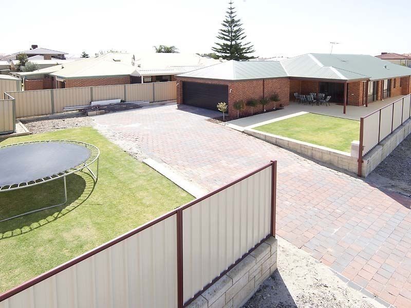 25 The Bridgeway, Canning Vale WA 6155