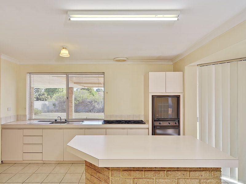 1 Stenton Corner, Leeming WA 6149