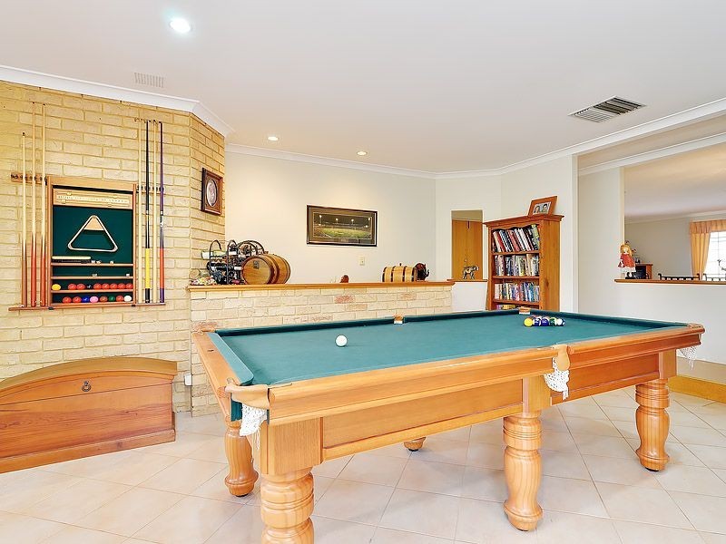 4 Gledhill Way, Leeming WA 6149