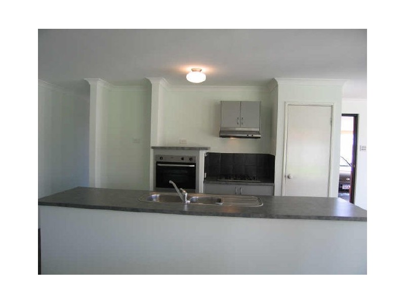 25 Sciano Avenue, Success WA 6164